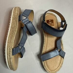 Kanna Sandals‎